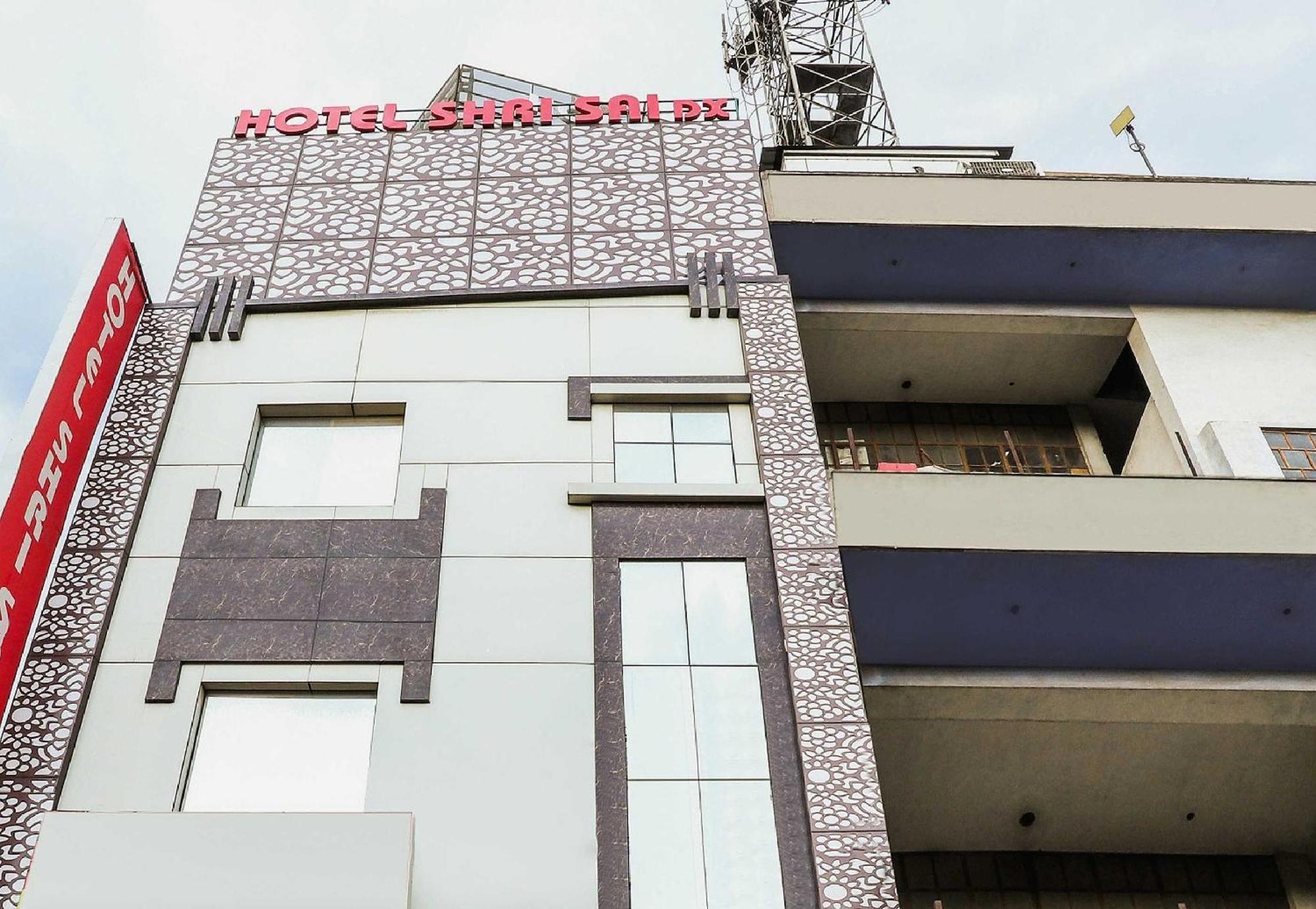 Hotel O Shri Sai Дели Экстерьер фото