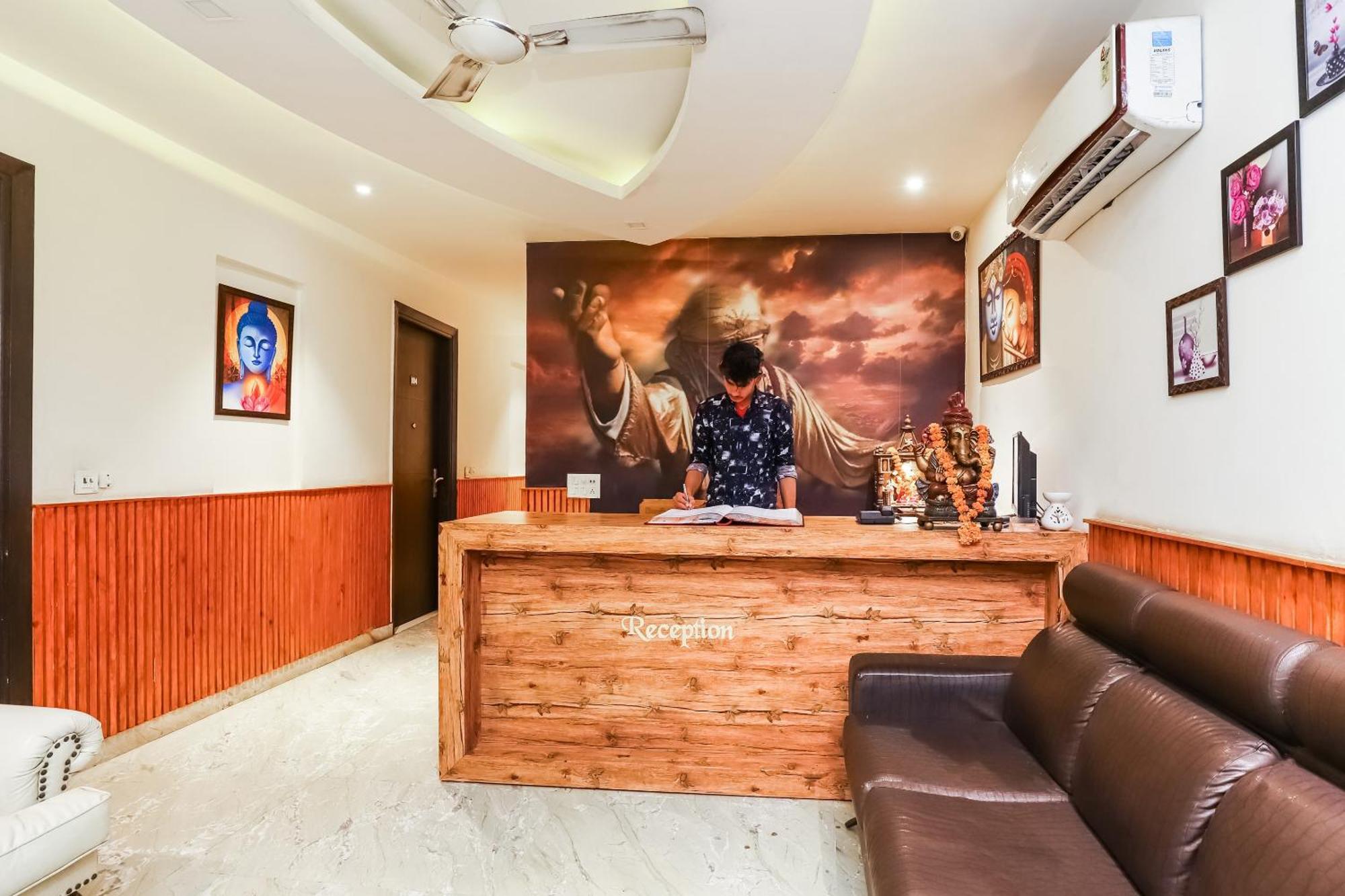 Hotel O Shri Sai Дели Экстерьер фото