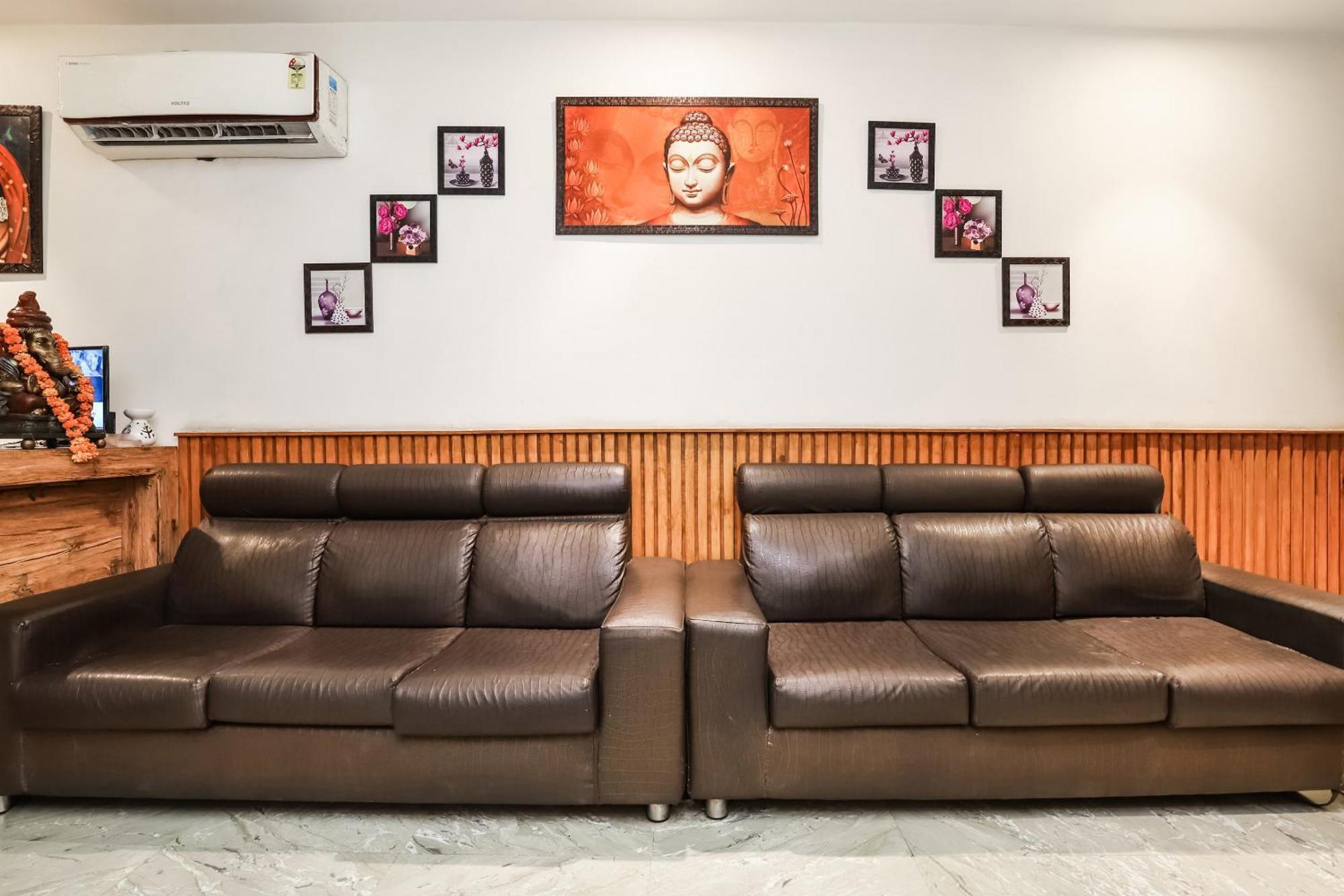 Hotel O Shri Sai Дели Экстерьер фото
